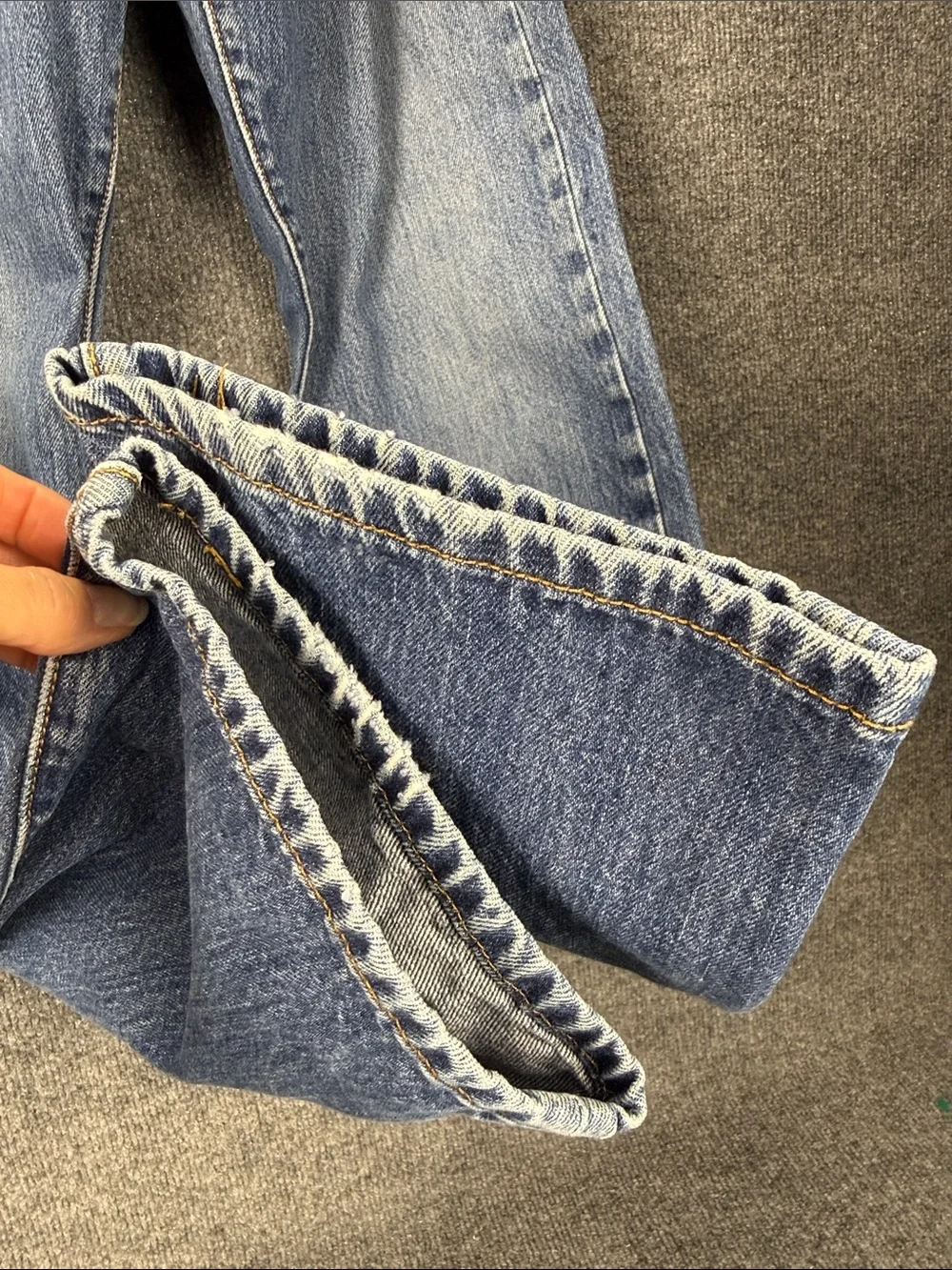 Vintage 501 Levi's Button Fly Denim Jeans W28 L34 8/2007